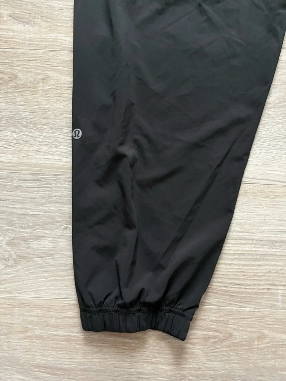 Lululemon Women’s Tear-Away Mid-Rise Track Pant Graphite Grey - Size 10 - Picture 7 of 7